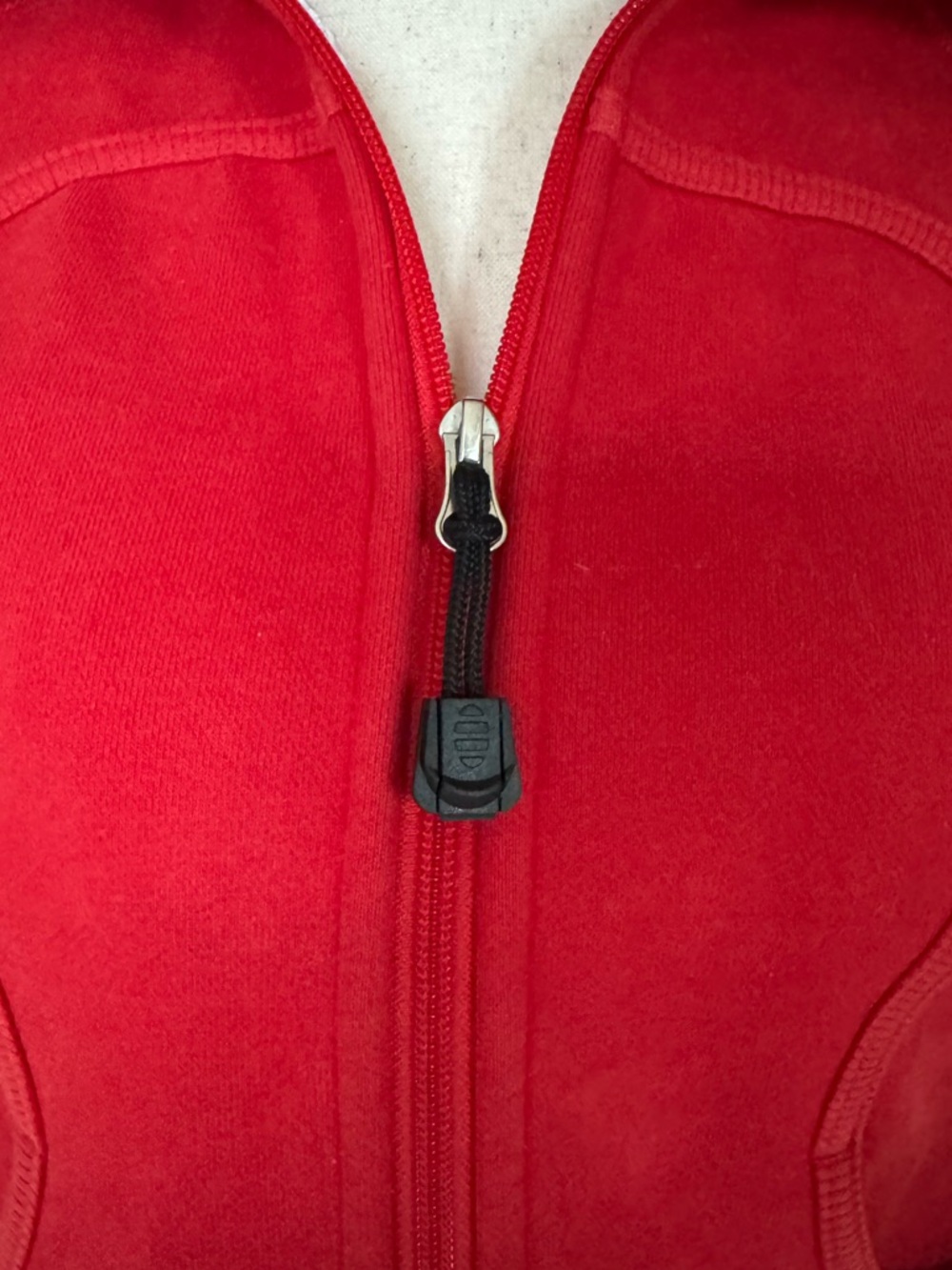 lululemon athletica Bright Red Fleece Top - Picture 6 of 6